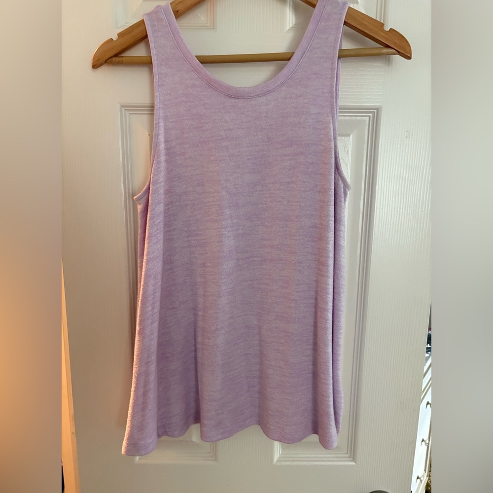 Lilac GAP Sleeveless V-Back Top